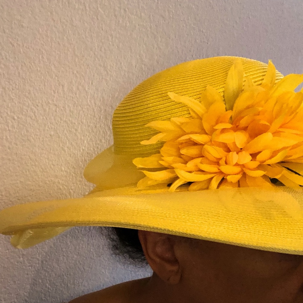 August Hat